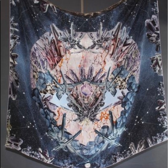 Forget Me Not Meteorite Scarf - Picture 3 of 6
